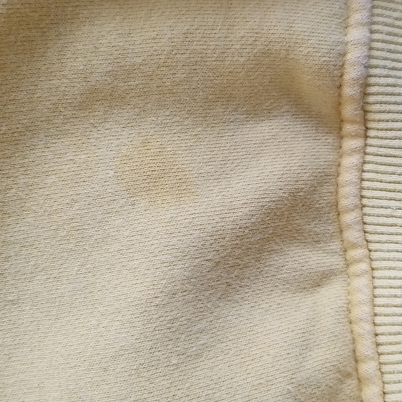 Clammy Heart Fall Leaves Embroidered Yellow Crew Neck Sweater - Picture 9 of 9